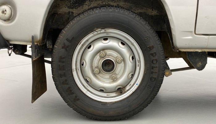 2014 Maruti OMNI E 8 STR, Petrol, Manual, 43,369 km, Right Rear Wheel