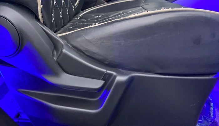 2022 Maruti New Wagon-R 1.0 Lxi (o) cng, CNG, Manual, 8,996 km, Driver Side Adjustment Panel