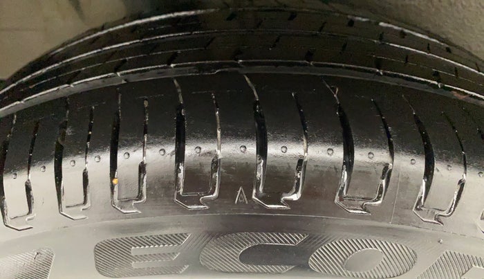 2018 Maruti IGNIS SIGMA 1.2 K12, Petrol, Manual, 50,514 km, Right Rear Tyre Tread