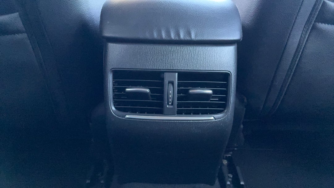 Rear A/C Vent