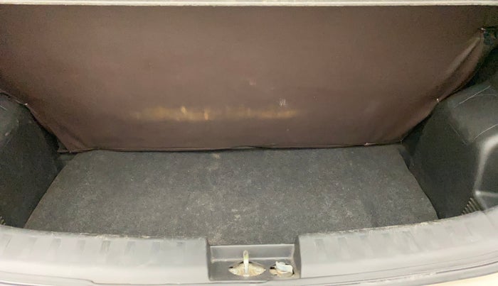 2013 Maruti Swift VDI, Diesel, Manual, 1,13,671 km, Boot Inside