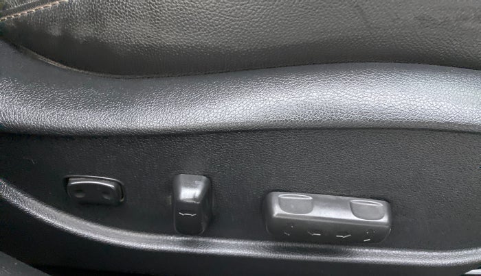 2015 Hyundai New Elantra 1.6 SX AT, Diesel, Automatic, 85,790 km, Driver Side Adjustment Panel