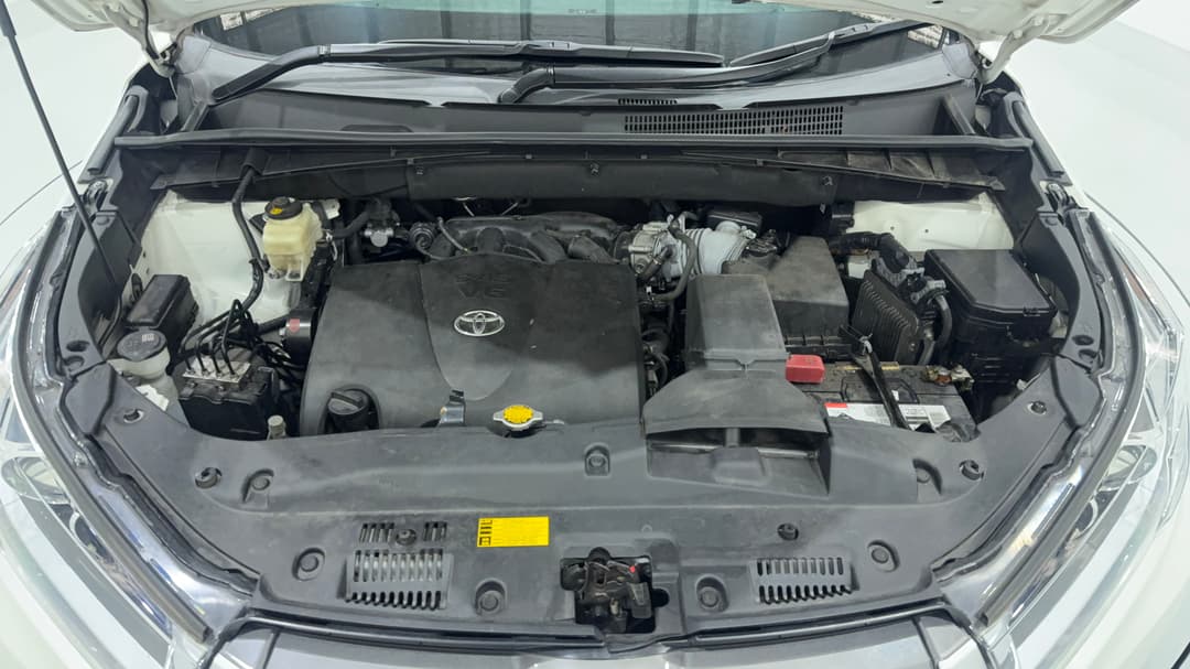 2017 Toyota Kluger Gx (4x2), Automatic, 105868 km, Open Bonnet (Engine)