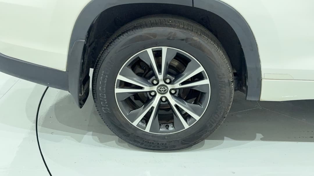 2017 Toyota Kluger Gx (4x2), Automatic, 105868 km, Right Rear Wheel