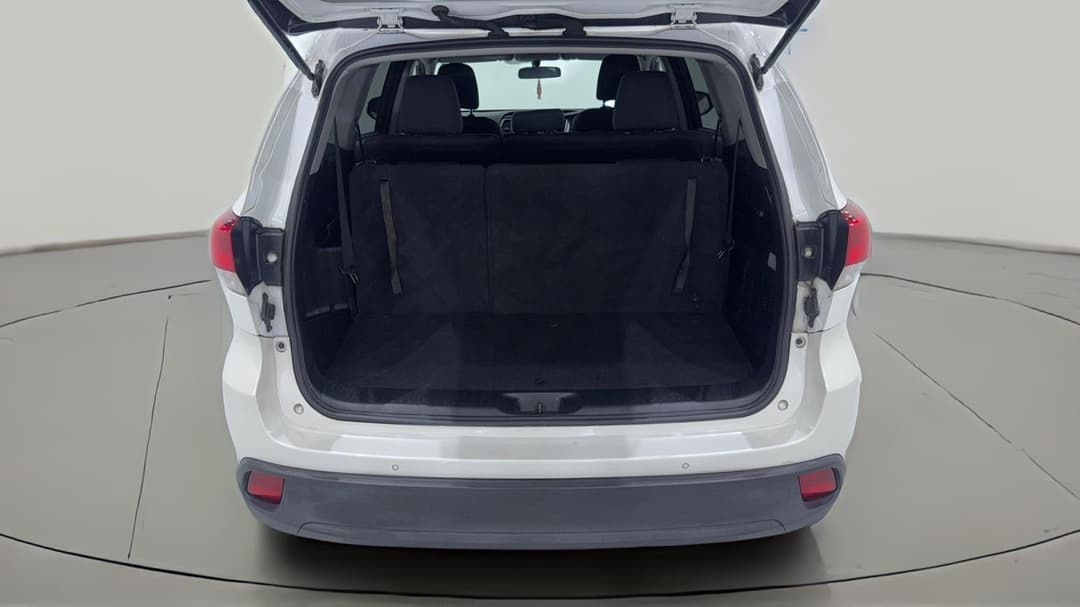 2017 Toyota Kluger Gx (4x2), Automatic, 105868 km, Boot Inside View