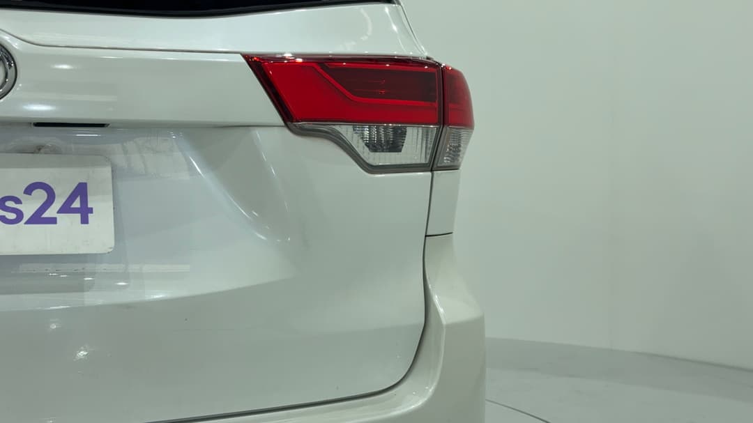 2017 Toyota Kluger Gx (4x2), Automatic, 105868 km, Badge (Boot Right Side)