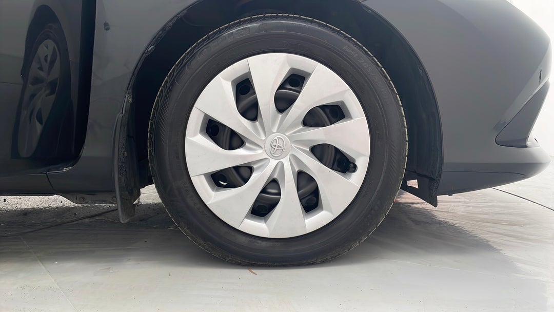 2017 Toyota Corolla Ascent, Automatic, 100589 km, Right Front Wheel