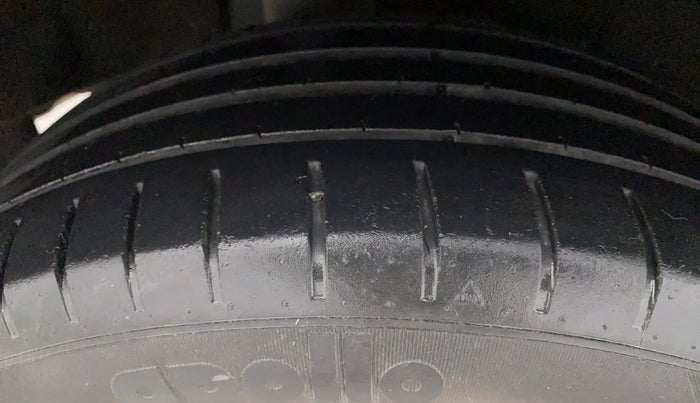 2019 Maruti Baleno ZETA PETROL 1.2, Petrol, Manual, 55,854 km, Right Rear Tyre Tread