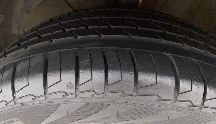 2019 Maruti Baleno ZETA PETROL 1.2, Petrol, Manual, 55,854 km, Left Front Tyre Tread