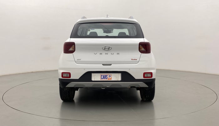 2022 Hyundai VENUE 1.0 TURBO GDI SX+ AT, Petrol, Automatic, 2,200 km, Back/Rear