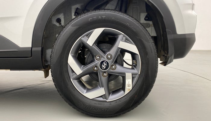 2022 Hyundai VENUE 1.0 TURBO GDI SX+ AT, Petrol, Automatic, 2,200 km, Left Rear Wheel