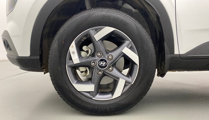 2022 Hyundai VENUE 1.0 TURBO GDI SX+ AT, Petrol, Automatic, 2,200 km, Left Front Wheel