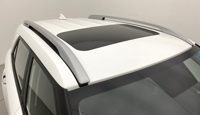 2022 Hyundai VENUE 1.0 TURBO GDI SX+ AT, Petrol, Automatic, 2,200 km, Roof