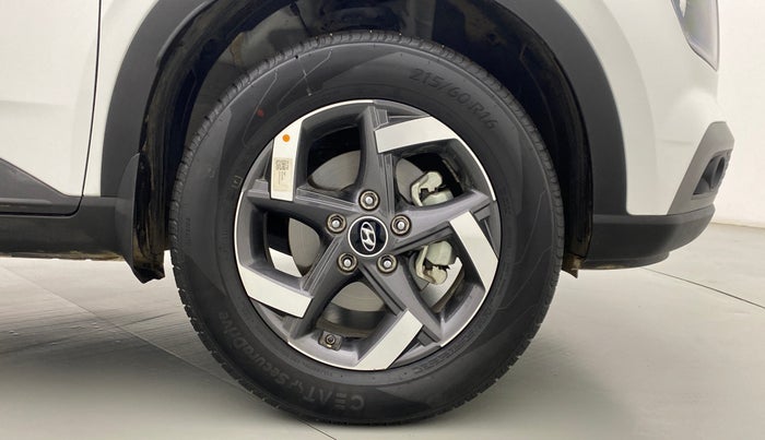2022 Hyundai VENUE 1.0 TURBO GDI SX+ AT, Petrol, Automatic, 2,200 km, Right Front Wheel