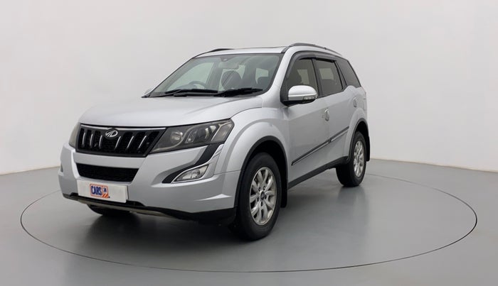 2018 Mahindra XUV500 W9, Diesel, Manual, 98,201 km, Left Front Diagonal