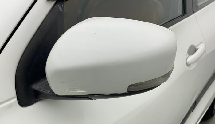 2018 Maruti Dzire VDI, Diesel, Manual, 64,876 km, Left rear-view mirror - Indicator light not working
