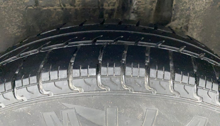 2018 Maruti Dzire VDI, Diesel, Manual, 64,876 km, Left Rear Tyre Tread