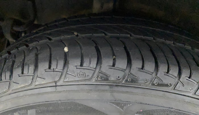 2017 Maruti Celerio VXI, Petrol, Manual, 22,107 km, Right Rear Tyre Tread