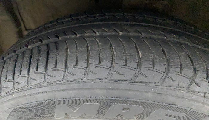 2017 Maruti Celerio VXI, Petrol, Manual, 22,107 km, Left Front Tyre Tread