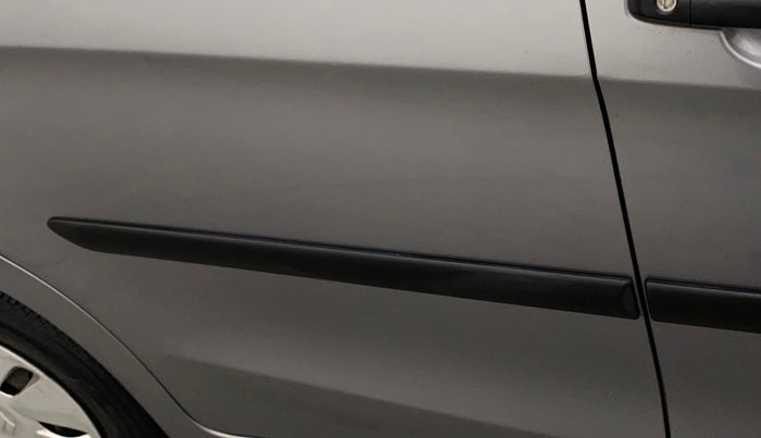 2017 Maruti Celerio VXI, Petrol, Manual, 22,107 km, Right rear door - Minor scratches