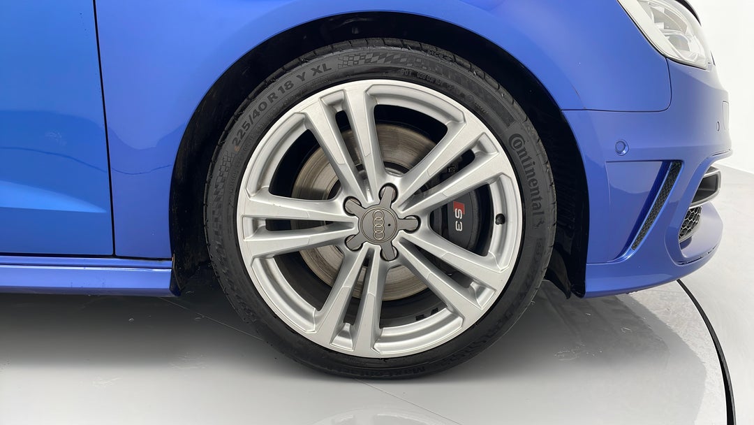 2014 Audi S3 2.0 Tfsi Quattro, Automatic, 73055 km, Right Front Wheel
