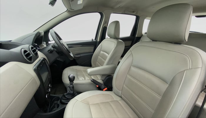 2015 Renault Duster RXZ DIESEL 110, Diesel, Manual, 41,898 km, Right Side Front Door Cabin