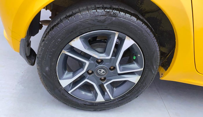 2020 Tata Tiago XZ PLUS PETROL, Petrol, Manual, 42,331 km, Right Rear Wheel