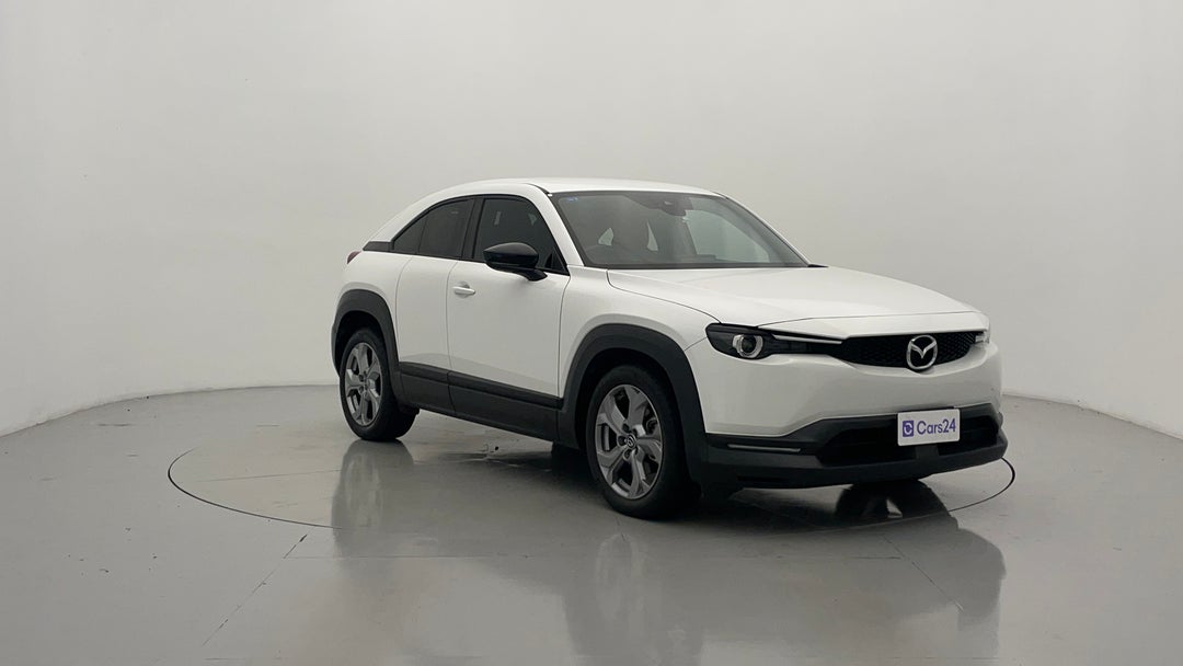 Right Front Diagonal (45- Degree) View