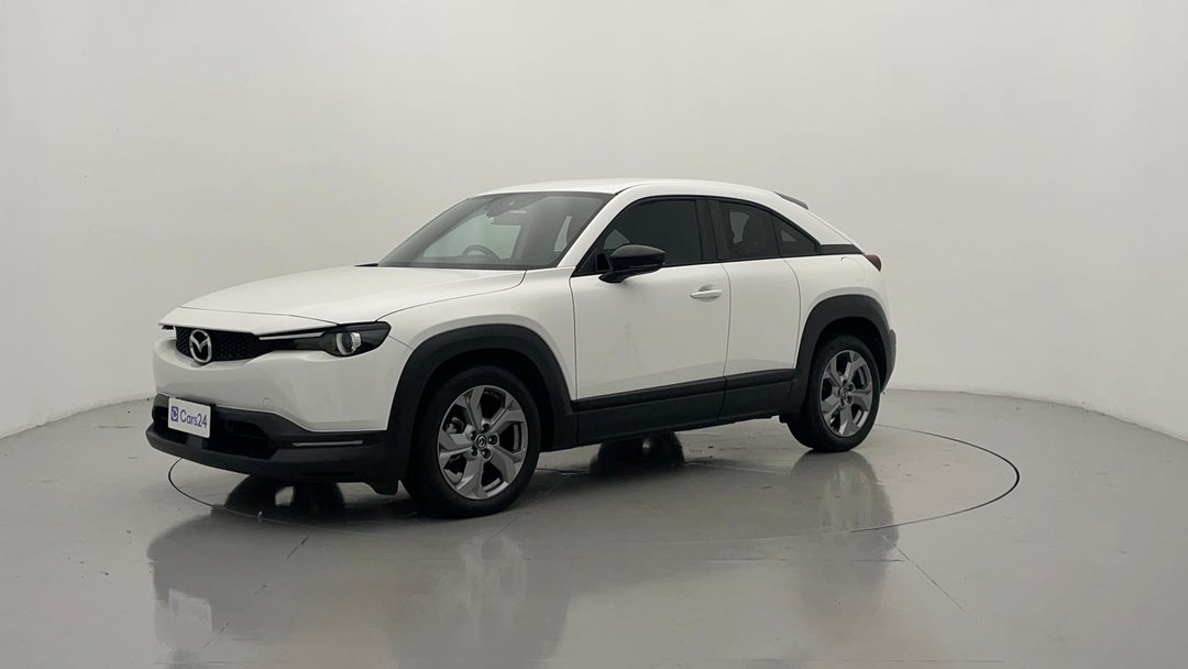 Left Front Diagonal (45- Degree) View