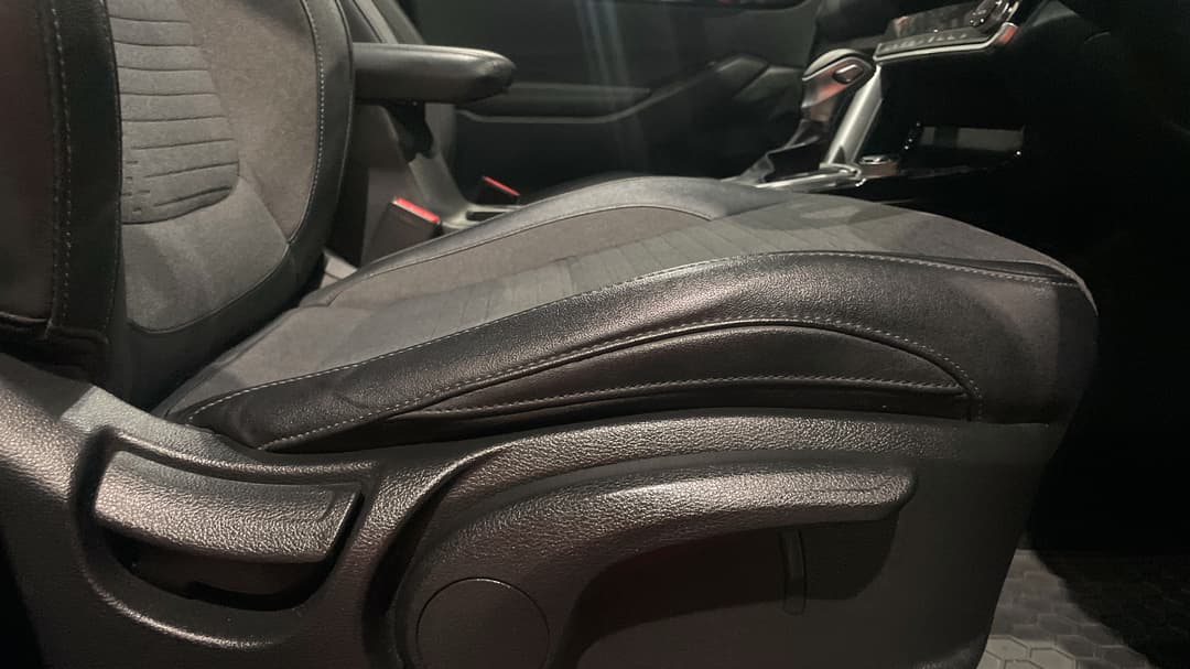 2020 Kia Seltos Sport+ (AWD), Automatic, 102205 km, Drivers Side Adjustment Panel