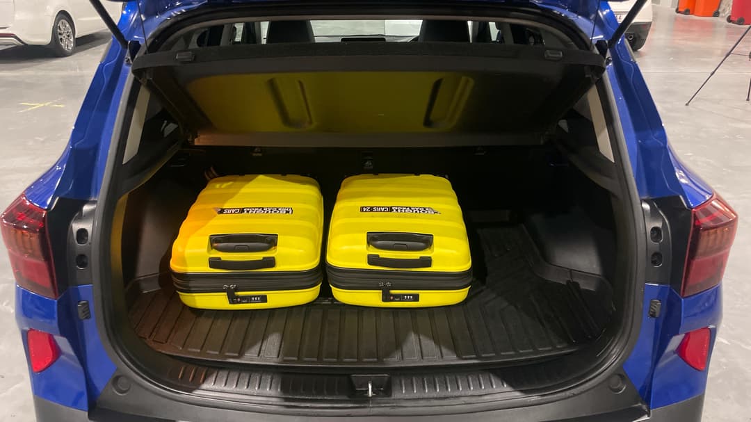 2020 Kia Seltos Sport+ (AWD), Automatic, 102205 km, Boot Inside View with Luggage