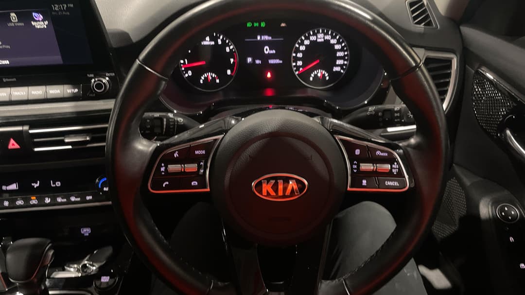 2020 Kia Seltos Sport+ (AWD), Automatic, 102205 km, Steering Wheel Close-up