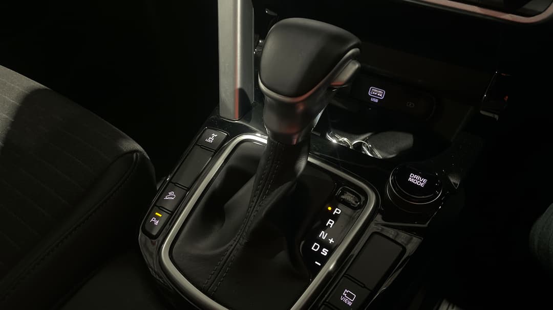 2020 Kia Seltos Sport+ (AWD), Automatic, 102205 km, Gear Lever 