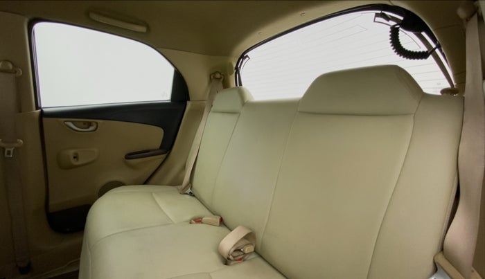 2013 Honda Brio 1.2 V MT I VTEC, Petrol, Manual, 61,521 km, Right Side Rear Door Cabin