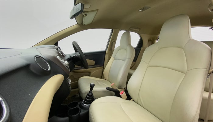 2013 Honda Brio 1.2 V MT I VTEC, Petrol, Manual, 61,521 km, Right Side Front Door Cabin