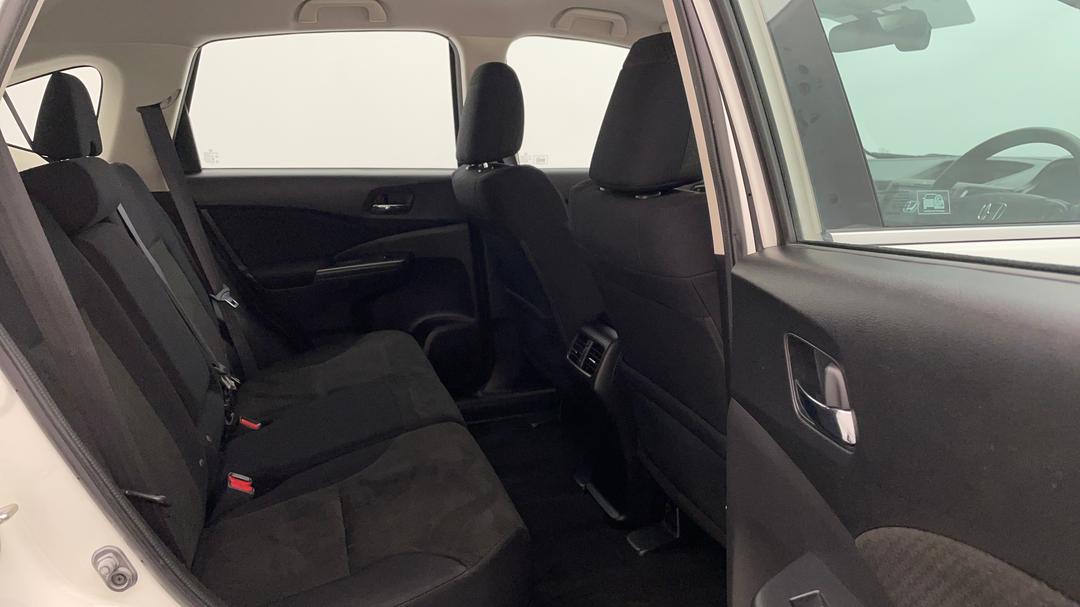 2015 Honda CR-V Vti Le (4x4), Automatic, 77740 km, Right Side Rear Door Cabin View