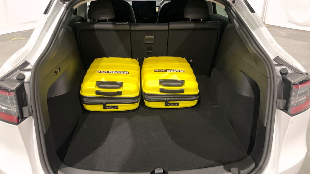 2023 Tesla Model Y Rear-wheel Drive, Automatic, 43174 km, Boot Inside View with Luggage
