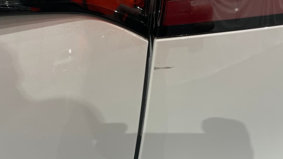 2023 Tesla Model Y Rear-wheel Drive, Automatic, 43174 km, Bumper Rear Scratch