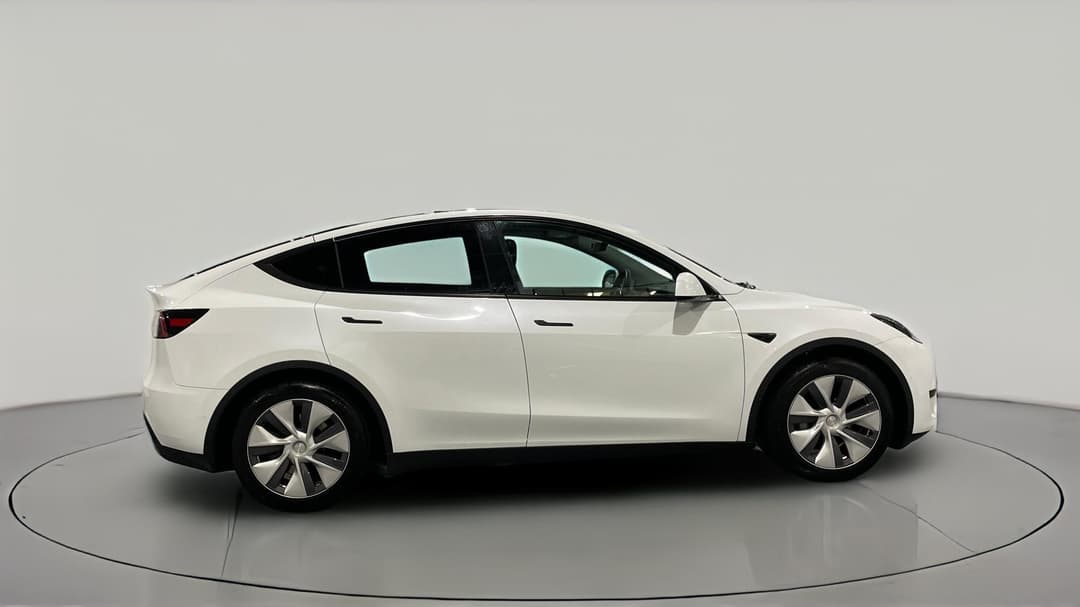 2023 Tesla Model Y Rear-wheel Drive, Automatic, 43174 km, Right Side View