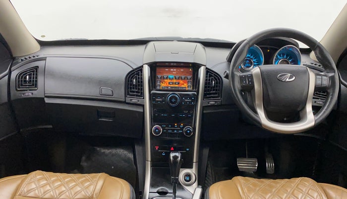 2018 Mahindra XUV500 W11 AT, Diesel, Automatic, 60,820 km, Dashboard