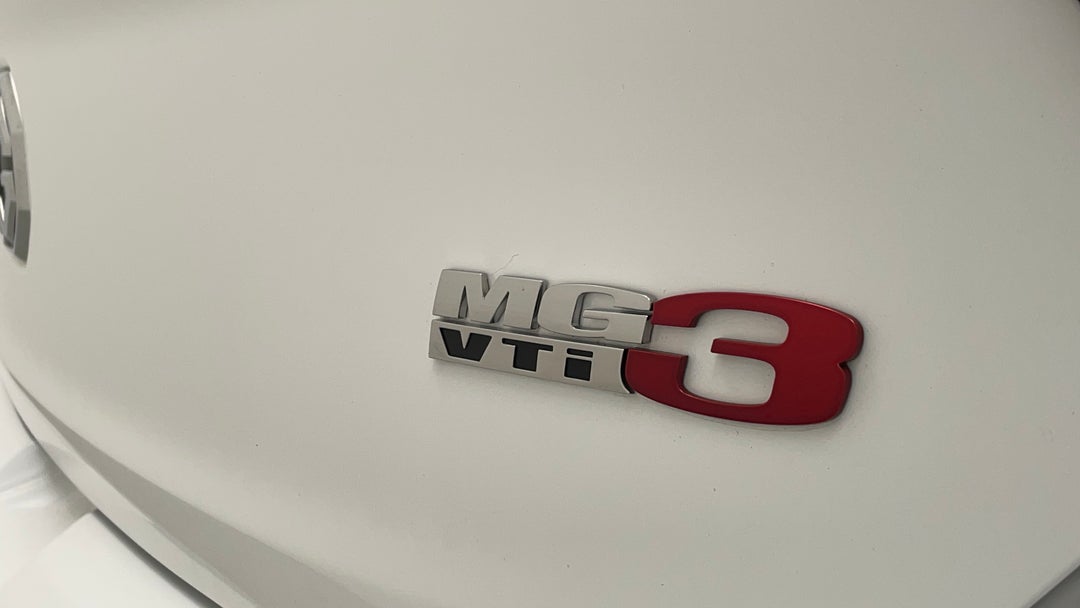 Badge (Boot Right Side)