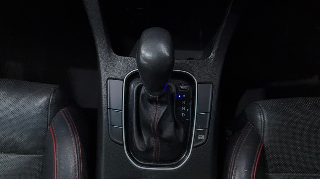 2017 Hyundai i30 Sr, Automatic, 135492 km, Gear Lever 