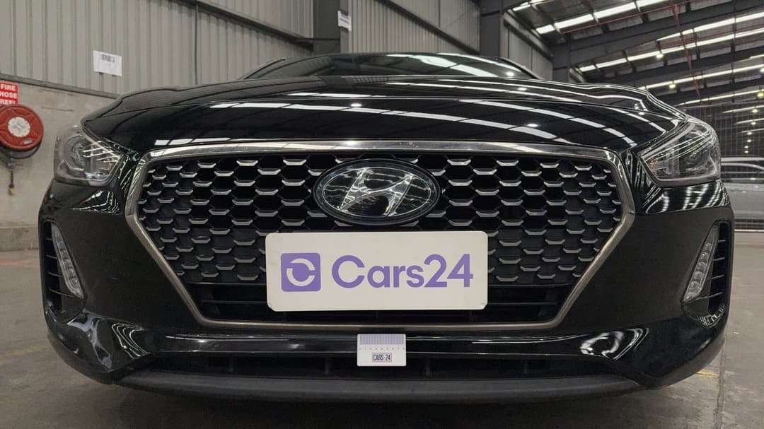 2017 Hyundai i30 Sr, Automatic, 135492 km, Bumper Front Chip