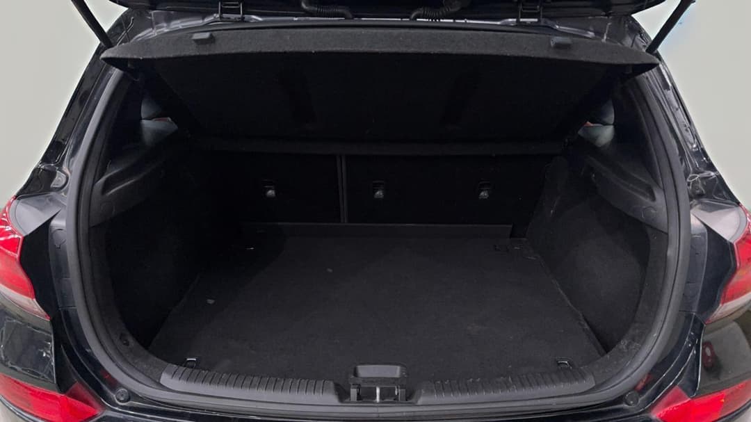 2017 Hyundai i30 Sr, Automatic, 135492 km, Boot Inside View