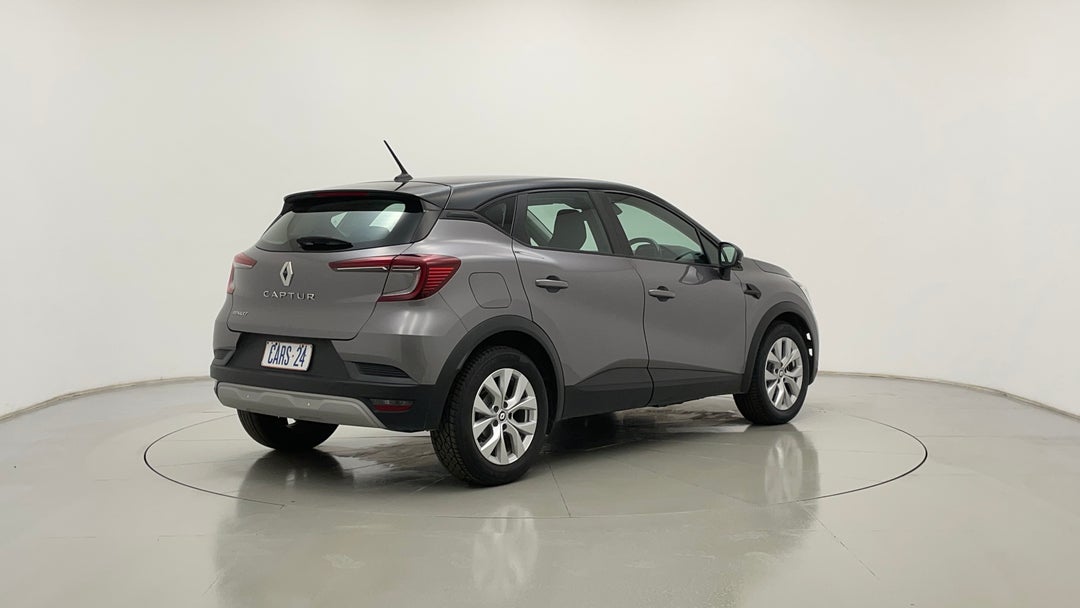 Right Back Diagonal (45- Degree) View