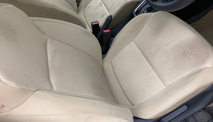 2018 Honda Amaze 1.2L I-VTEC V CVT, Petrol, Automatic, 30,197 km, Driver seat - Cover slightly stained