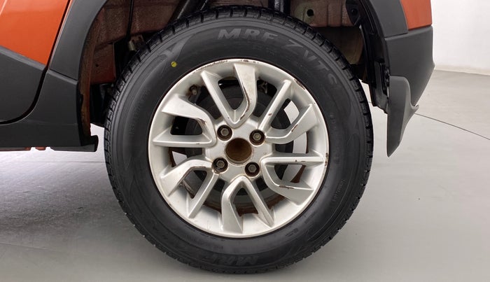 2016 Mahindra Kuv100 K8 6 STR, Petrol, Manual, 45,270 km, Left Rear Wheel