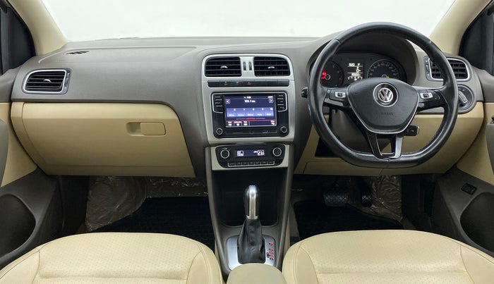 2017 Volkswagen Vento 1.2 TSI HIGHLINE PLUS AT, Petrol, Automatic, 85,541 km, Dashboard