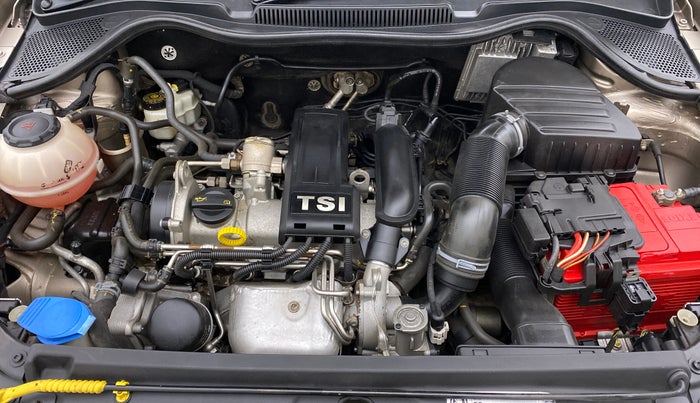 2017 Volkswagen Vento 1.2 TSI HIGHLINE PLUS AT, Petrol, Automatic, 85,541 km, Open Bonet