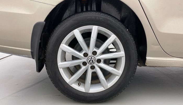 2017 Volkswagen Vento 1.2 TSI HIGHLINE PLUS AT, Petrol, Automatic, 85,541 km, Right Rear Wheel